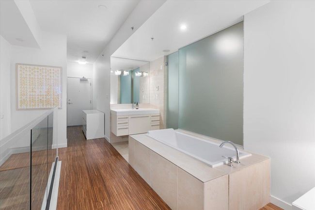 305 - 36 Water St, Condo with 1 bedrooms, 2 bathrooms and 1 parking in Vancouver BC | Image 14