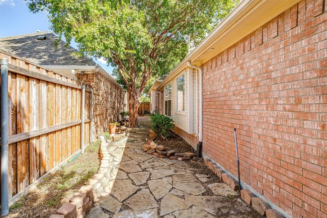8113 Springmoss Dr, House other with 3 bedrooms, 2 bathrooms and null parking in Plano TX | Image 33