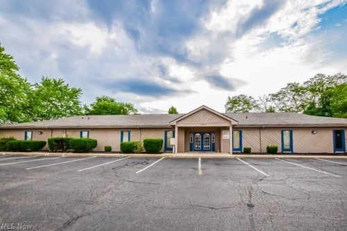 102-4960 Higbee Avenue Nw, Canton, OH, 44718 | Card Image