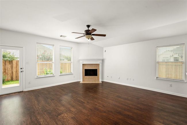 Living Area, Gas Fireplace | Image 13
