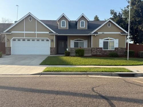2690 Kelty Meadow Ave, Tulare, CA, 93274-6257 | Card Image