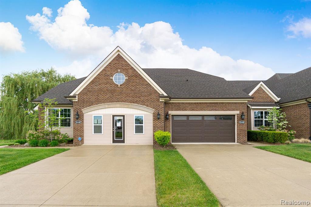 Azalea Dr, Clinton Township, MI 48036