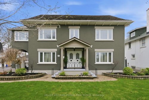 452 Simcoe St N, Oshawa, ON, L1G4T6 | Card Image