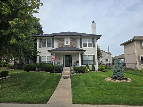 407 N Silver Hill St, Olathe, KS, 66061-8521 | Card Image