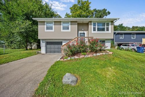 4121 N Johnsburg Rd, Johnsburg, IL, 60051-6323 | Card Image
