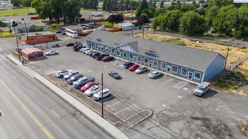 841 W 1st Ave, Toppenish, WA, 98948-1299 | Card Image