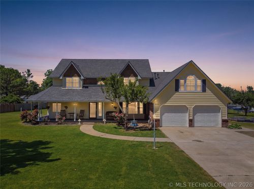 7918 N 156th East Ave, Owasso, OK, 74055-7078 | Card Image