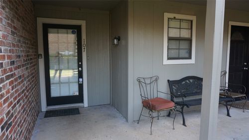 107-2728 Copper Creek Dr, Arlington, TX, 76006-3538 | Card Image