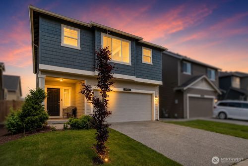 10557 190th Street E, Puyallup, WA, 98374 | Card Image