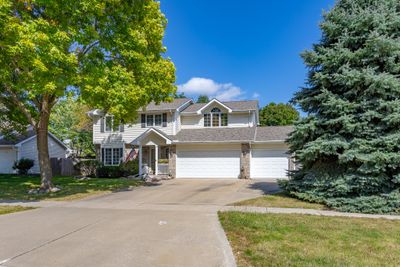 4763 Fieldstone Drive, Home with 3 bedrooms, 2 bathrooms and null parking in West Des Moines IA | Image 1