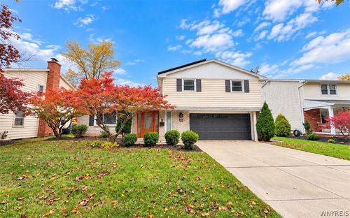 16 Ranch Trl, Amherst, NY, 14221-2437 | Card Image