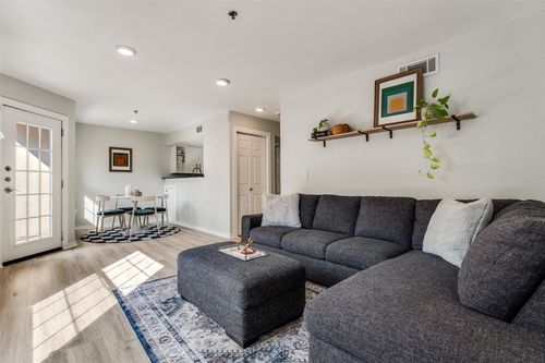 apt-120-3901 Travis St, Dallas, TX, 75204-1733 | Card Image