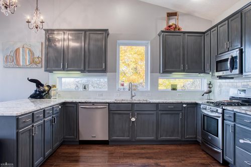 8481 Walker Rd, Ovid, MI, 48866-8644 | Card Image