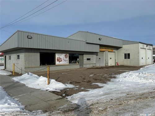 280 Manitoba St W, Moose Jaw, SK, S6H1R1 | Card Image