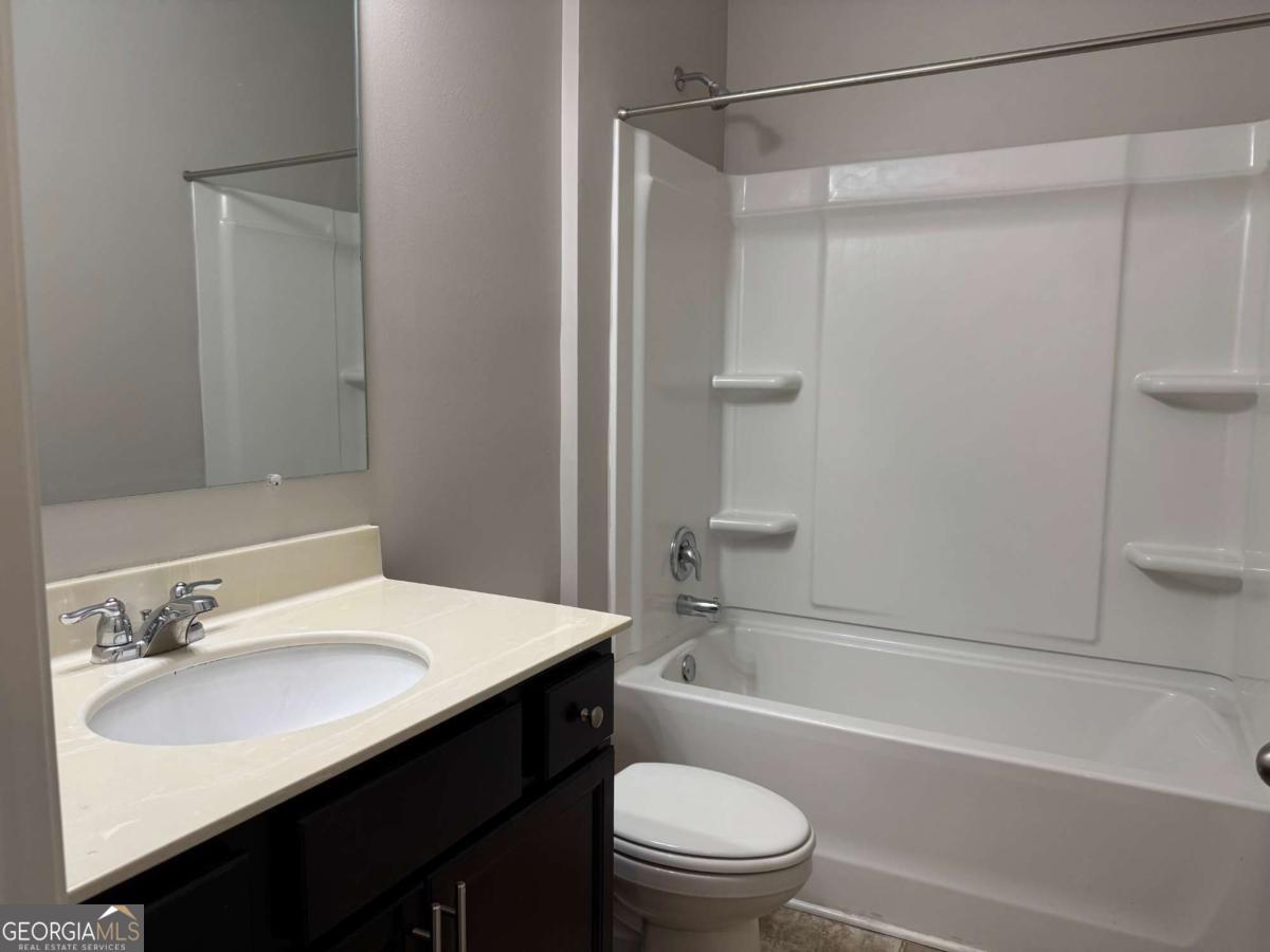 Residential in Fairburn 3