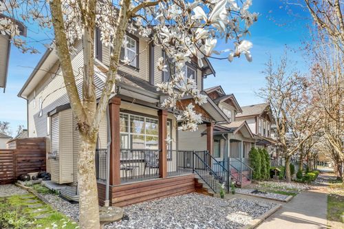 24326 102b Avenue, Maple Ridge, BC, V2W1Y2 | Card Image