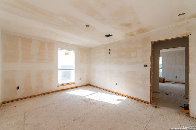989 Oil Wl, Home with 3 bedrooms, 2 bathrooms and null parking in Pipe Creek TX | Image 61