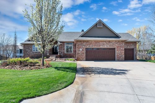 121 S Breezy Pointe Ct, Wichita, KS, 67235-1414 | Card Image