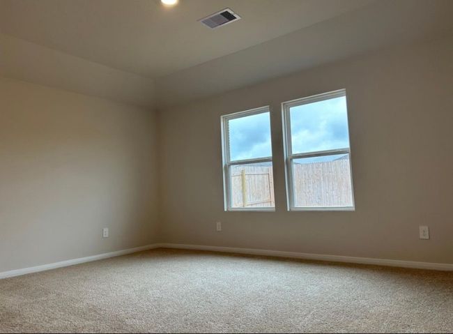 1313 Camden Ln, House other with 4 bedrooms, 3 bathrooms and 4 parking in Lockhart TX | Image 14