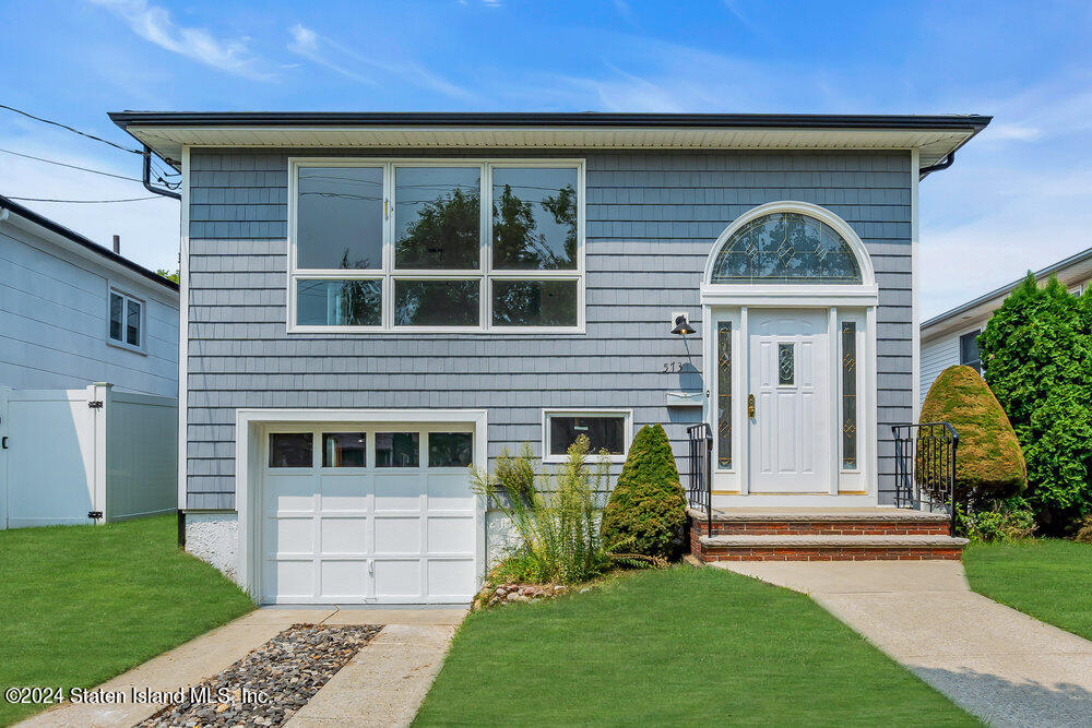 Rathbun Ave, Staten Island, NY 10312