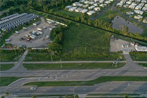 2536 N Tamiami Trl, NORTH FORT MYERS, FL, 33903-2312 | Card Image