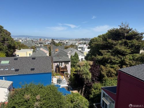 247 Henry St, San Francisco, CA, 94114-1273 | Card Image