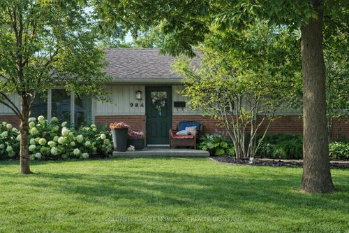 984 Plantation Rd, London, ON, N6H2Y4 | Card Image