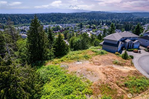 10602 177th Avenue Ct E, Bonney Lake, WA, 98391-5139 | Card Image