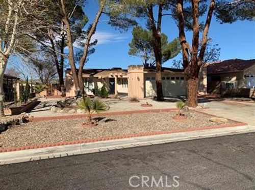 27894 Fairacres Ln, Helendale, CA, 92342-7770 | Card Image