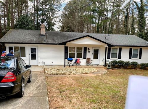 802 Ridge Ave, Stone Mountain, GA, 30083-3600 | Card Image