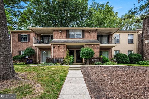 43-43 Old Forge Xing, DEVON, PA, 19333-1119 | Card Image