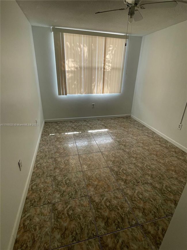 APT-107 - 1800 Sans Souci Blvd, Condo with 2 bedrooms, 2 bathrooms and null parking in North Miami FL | Image 11