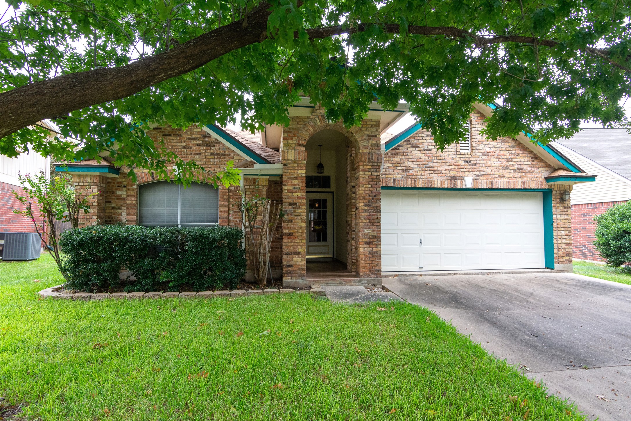 Village Glen Rd, Pflugerville, TX 78660