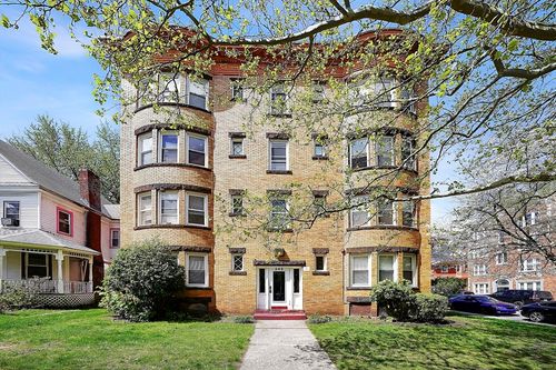 242 Fort Pleasant Ave, Springfield, MA, 01108 | Card Image
