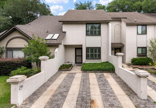 321 Lapwing Ln, Mount Pleasant, SC, 29464-2831 | Card Image