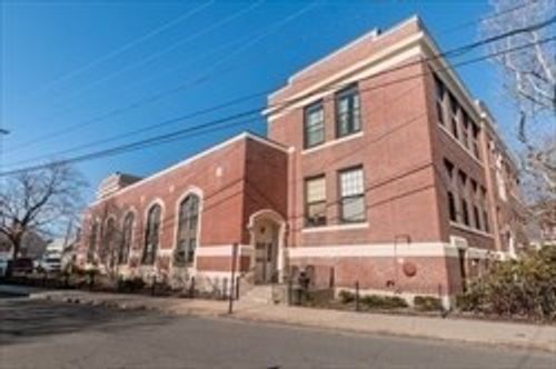 101-15 Ocean Ave, Winthrop, MA, 02152-1254 | Card Image