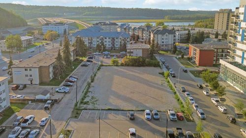 10013-10119 Manning Avenue, Fort Mcmurray, AB, T9H2C3 | Card Image