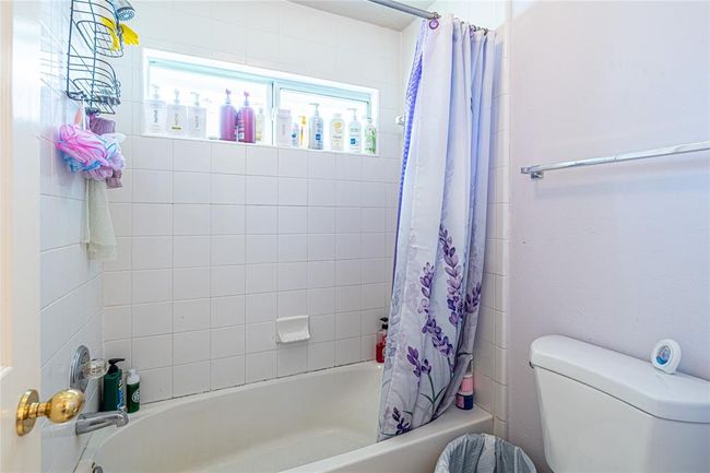 2nd floor Bathroom | Image 44