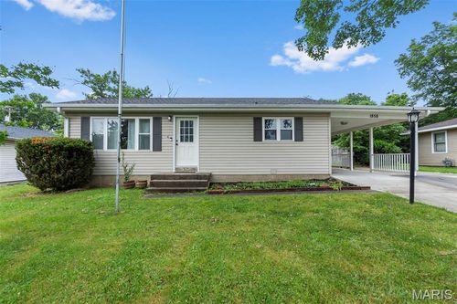 1858 New Madrid St, Cape Girardeau, MO, 63701-3830 | Card Image