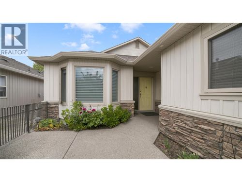 84-2365 Stillingfleet Road, Kelowna, BC, V1W4X5 | Card Image