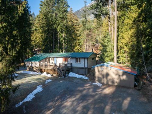 9245 Pemberton Portage Rd, Squamish-Lillooet, BC, V0N2L0 | Card Image