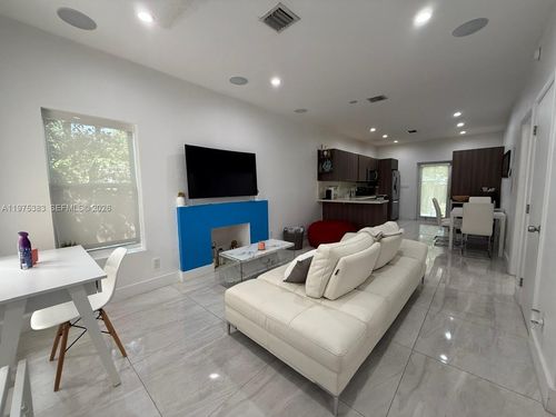 247 Nw 58th St, Miami, FL, 33127-1621 | Card Image