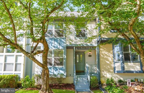 9626 Pierrpont St, BURKE, VA, 22015-1843 | Card Image