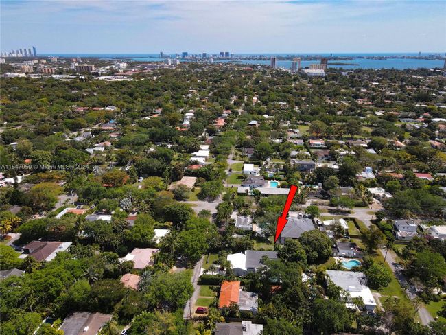 760 Ne 115th St, House other with 5 bedrooms, 3 bathrooms and null parking in Biscayne Park FL | Image 54