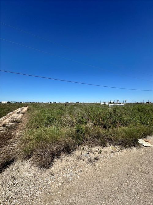 283 Nautilus St, Sargent, TX, 77414-8925 | Card Image