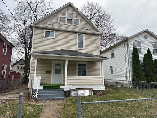 483 Douglas St, Akron, OH, 44307-2167 | Card Image