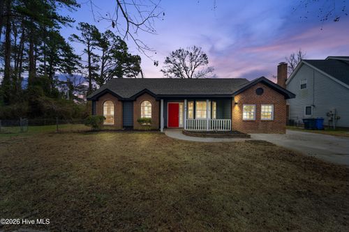 105 Arlington Court, Jacksonville, NC, 28546 | Card Image