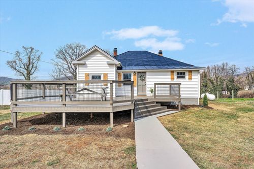 99 Kasey Farm Ln, Ferrum, VA, 24088-4106 | Card Image