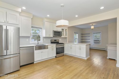 1-12 Arther St, Greenwich, CT, 06831-5107 | Card Image
