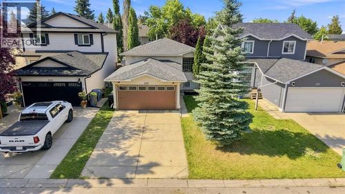 225 Harvest Glen Place Ne, Calgary, AB, T3K4J1 | Card Image